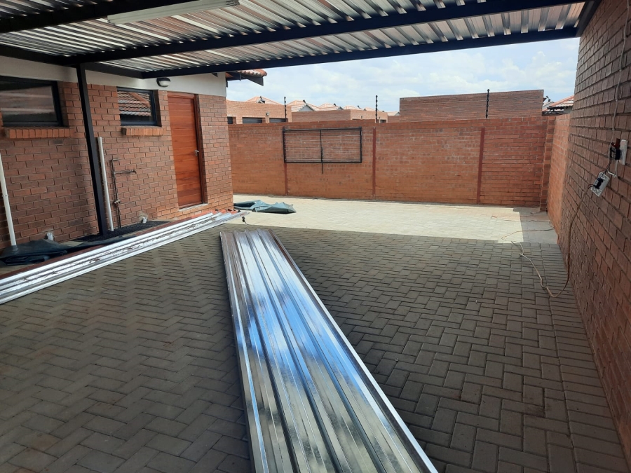 To Let 3 Bedroom Property for Rent in Langenhovenpark Free State